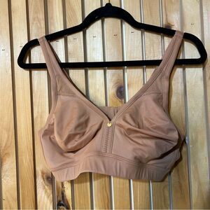 Essential Bodywear Poppy Luxe Smoothing Cooling Wireless T-Shirt Bra Size 36D
